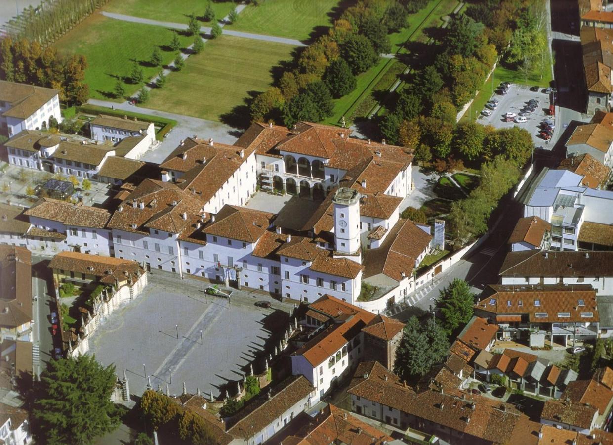 Hotel Parco Borromeo - Monza Brianza Cesano Maderno Extérieur photo