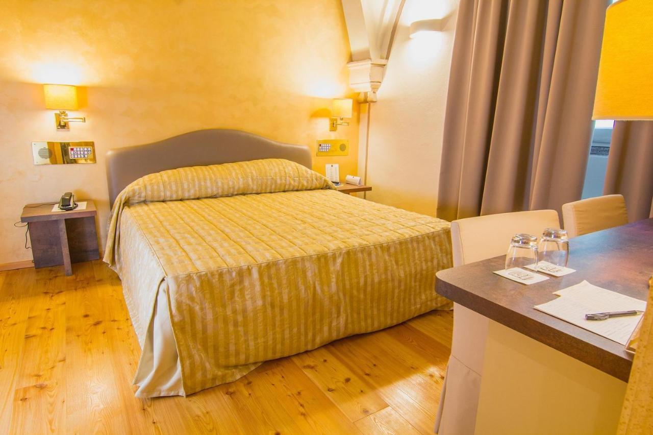 Hotel Parco Borromeo - Monza Brianza Cesano Maderno Extérieur photo