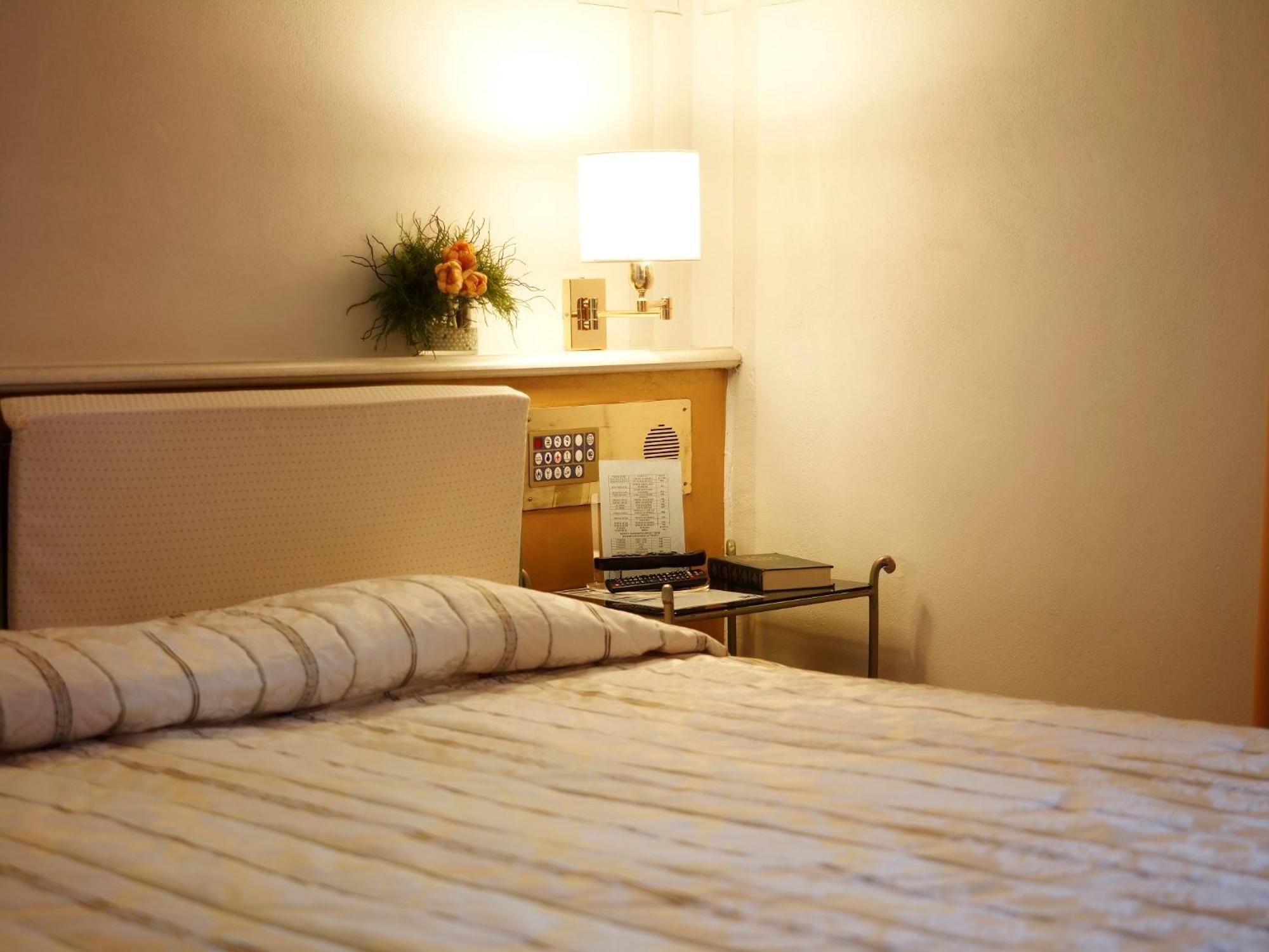 Hotel Parco Borromeo - Monza Brianza Cesano Maderno Chambre photo